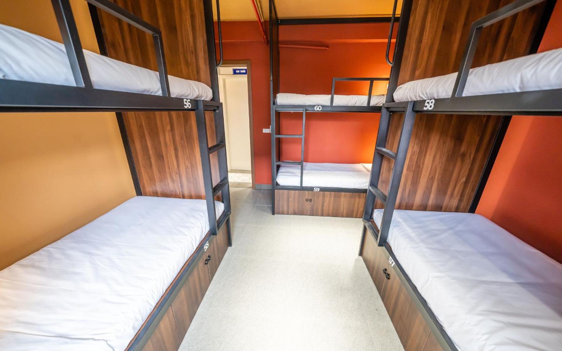 Mad Monkey Hanoi Hostel Экстерьер фото